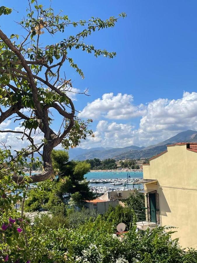 The White Sail - Mondello Apartment With Terrace - Casa Di Vincenzo E Andrea Εξωτερικό φωτογραφία